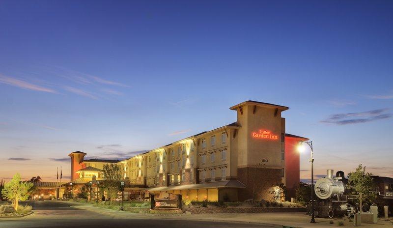 Hilton Garden Inn Yuma Pivot Point Exterior photo